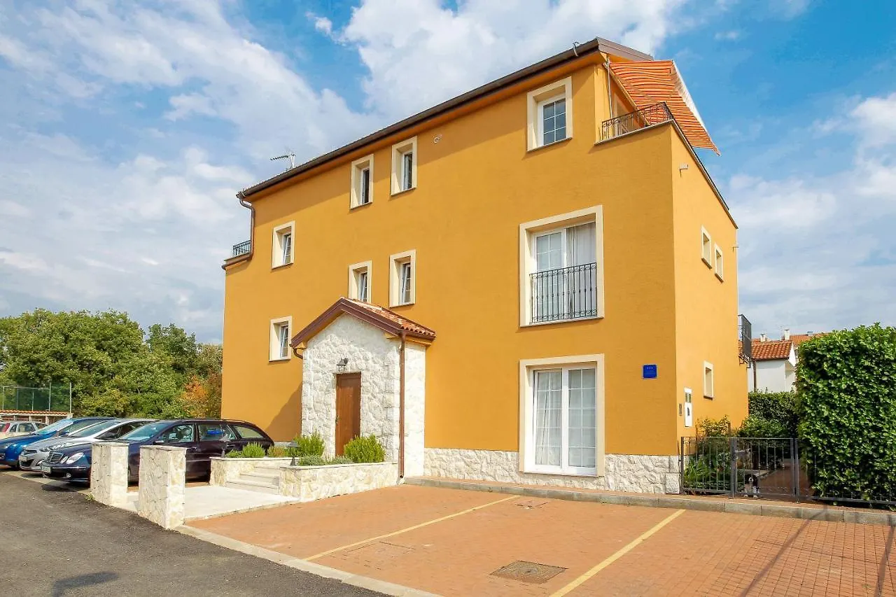 Rougemarin Apartments Biograd Na Moru Croatia