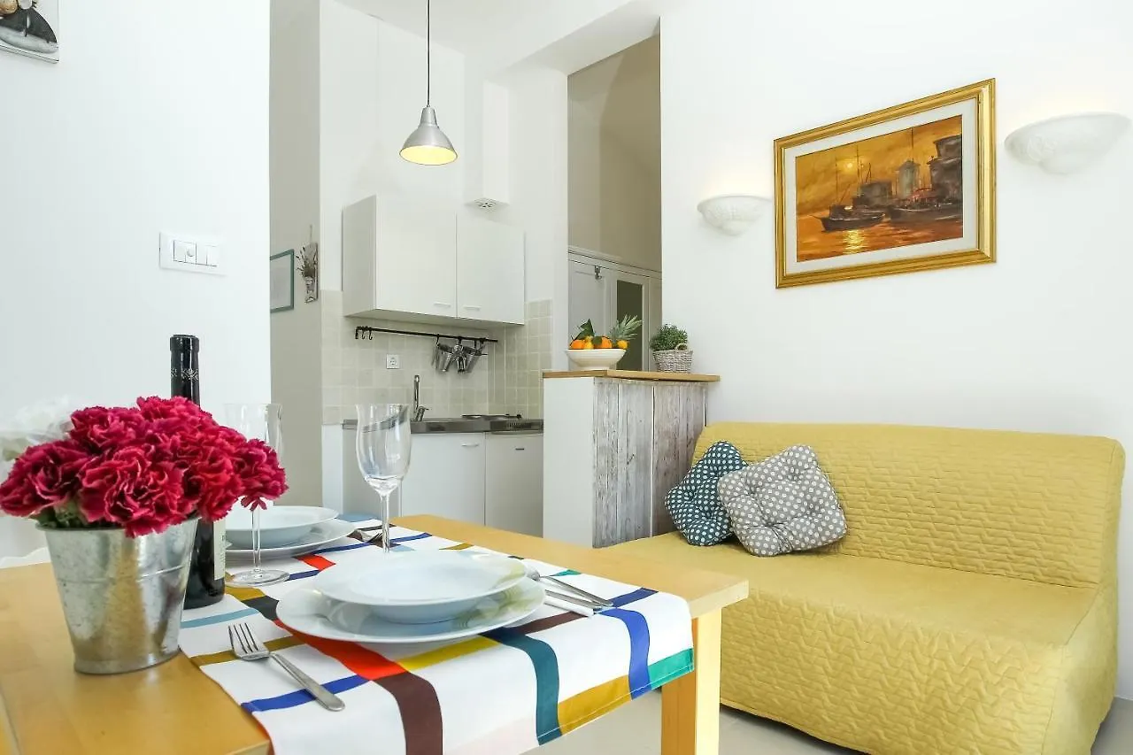 Rougemarin Apartments Biograd Na Moru